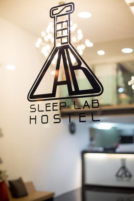 Sleeplab Hostel Bangkok Exterior photo